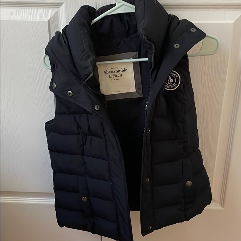 ABERCROMBIE PUFFER VEST